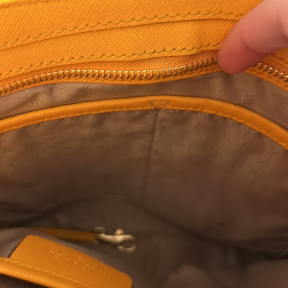 Michael Kors
Michael Michael Kors Yellow Leather Jet Set Travel Messenger Bag - Picture 6 of 6